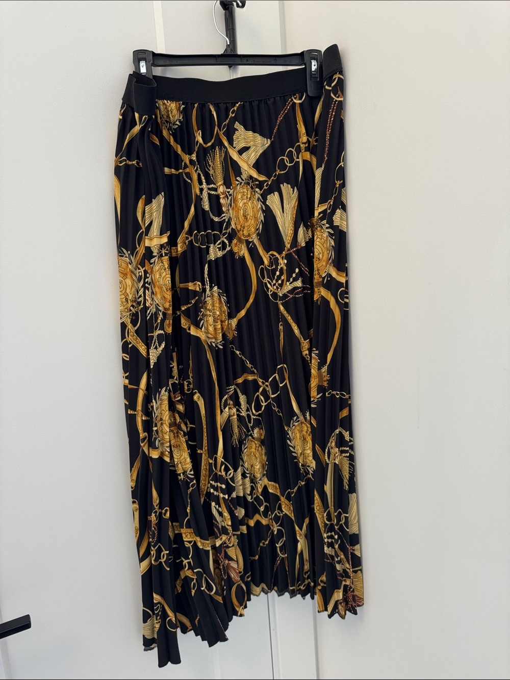 Pleated Black & Gold Chain-Print Maxi Skirt
